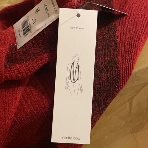 Calvin Klein Infinity Loop Scarf - Picture 5 of 7